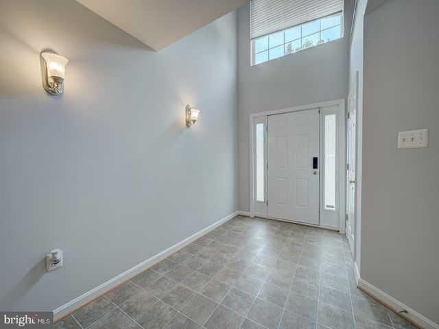 8241 HUMPHREY LN, Manassas, VA 20109