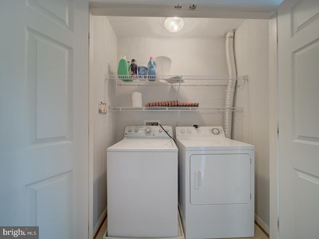 8241 HUMPHREY LN, Manassas, VA 20109