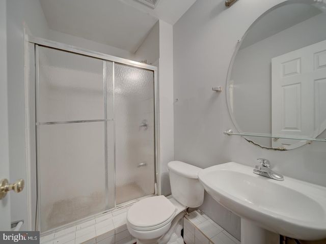 8241 HUMPHREY LN, Manassas, VA 20109