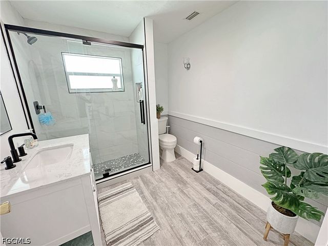 2691 Geary ST, Matlacha, FL 33993