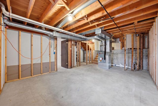 1013 63rd Avenue N, Moorhead, MN 56560