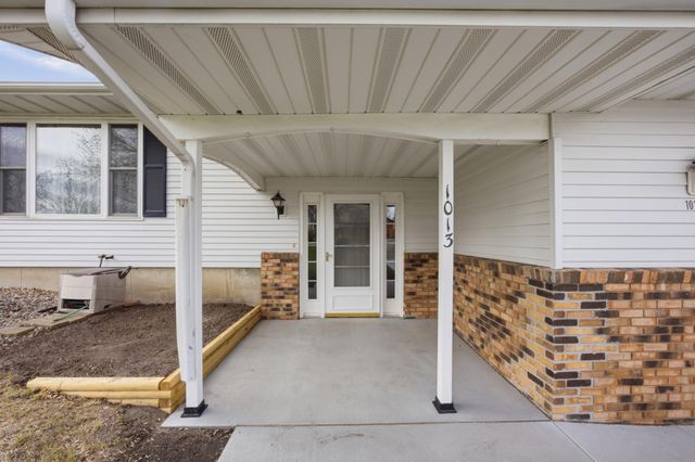1013 63rd Avenue N, Moorhead, MN 56560