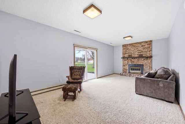 1013 63rd Avenue N, Moorhead, MN 56560