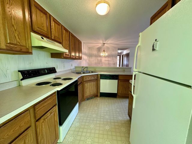 2687 Brookdale Lane, Brooklyn Park, MN 55444