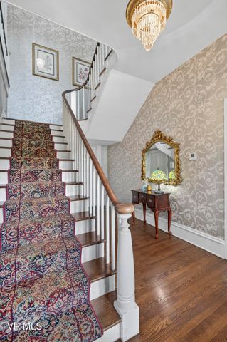 116 East Main Street, Abingdon, VA 24210