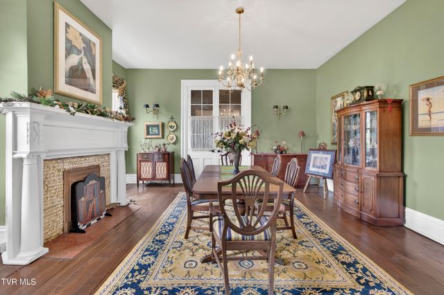116 East Main Street, Abingdon, VA 24210