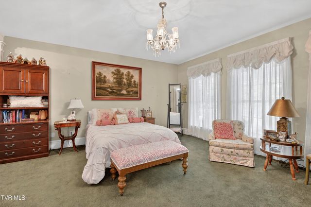 116 East Main Street, Abingdon, VA 24210