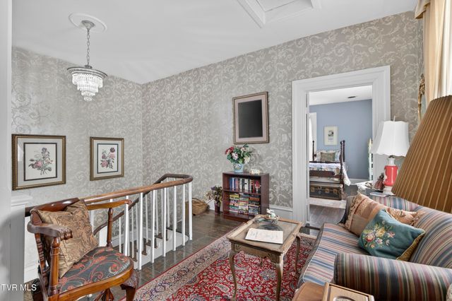 116 East Main Street, Abingdon, VA 24210