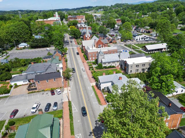 116 East Main Street, Abingdon, VA 24210