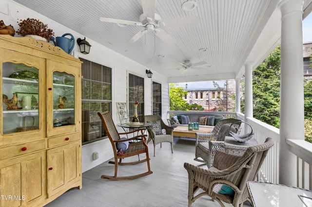 116 East Main Street, Abingdon, VA 24210