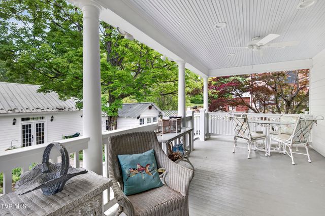 116 East Main Street, Abingdon, VA 24210