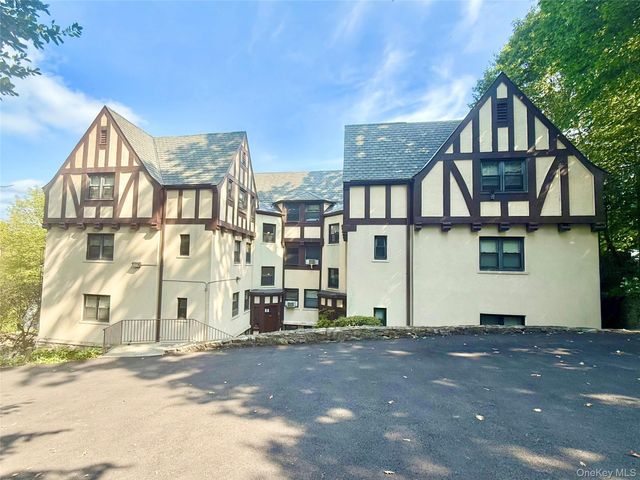 64 Kensington Road 2C, Bronxville, NY 10708