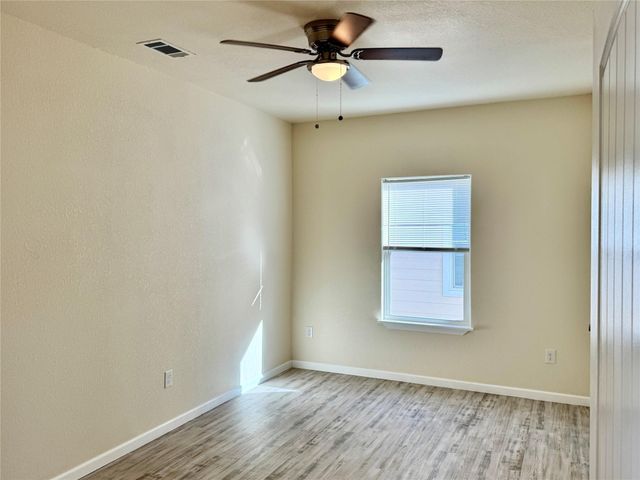 18 Edgewater, Bayou Vista, TX 77563