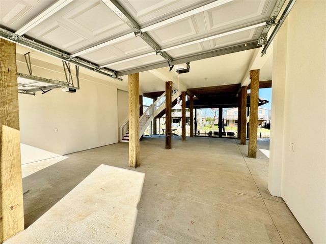18 Edgewater, Bayou Vista, TX 77563