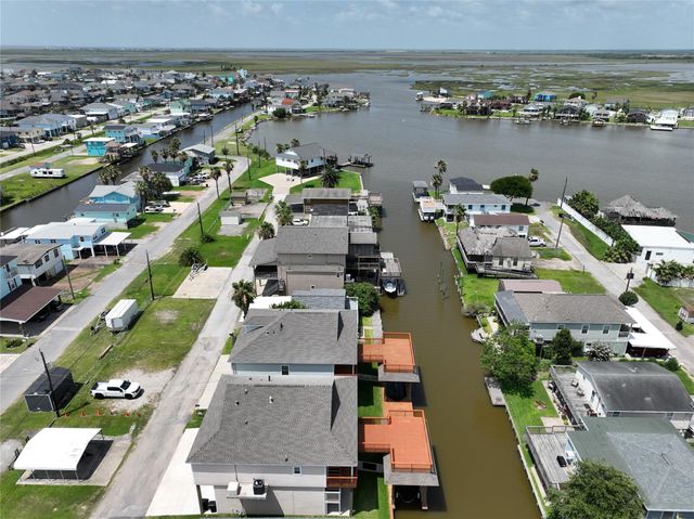 18 Edgewater, Bayou Vista, TX 77563