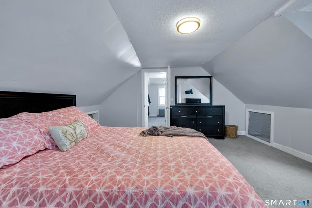 94 Benton Street, Manchester, CT 06040