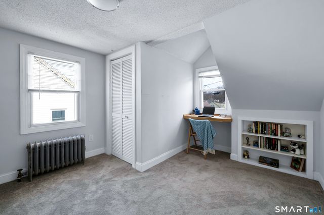 94 Benton Street, Manchester, CT 06040