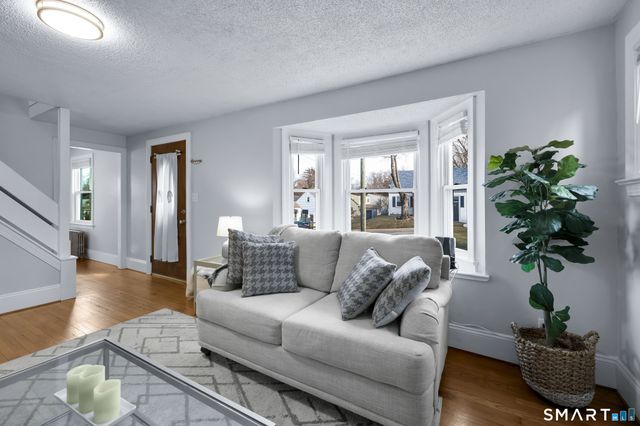 94 Benton Street, Manchester, CT 06040