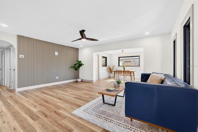 203 DRIFTWOOD DRIVE W, Palm Harbor, FL 34683