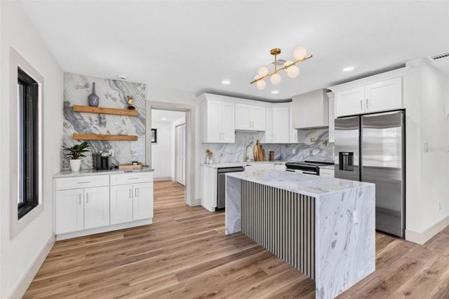 203 DRIFTWOOD DRIVE W, Palm Harbor, FL 34683