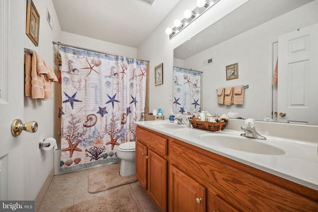 26 SAWGRASS DR, Westampton, NJ 08060