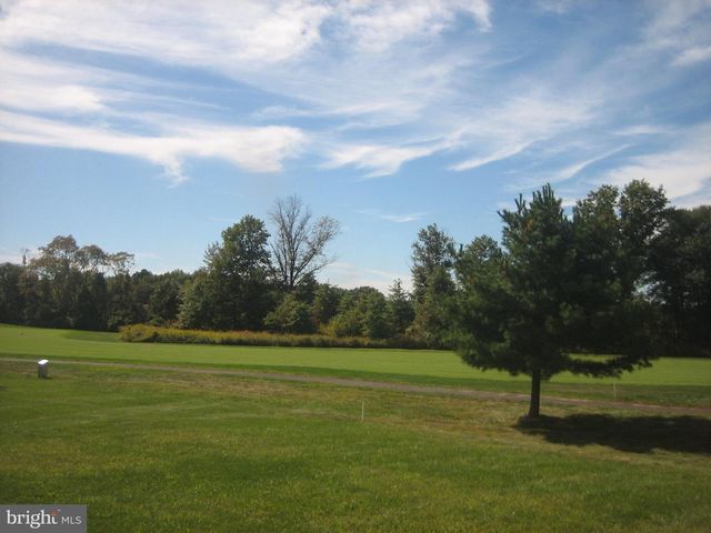 26 SAWGRASS DR, Westampton, NJ 08060