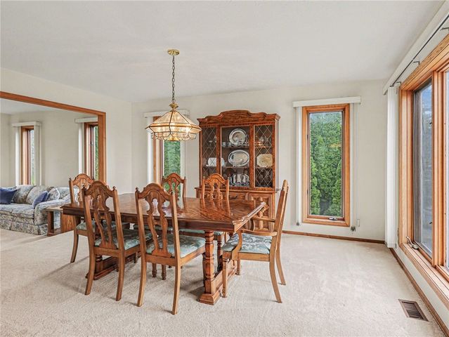 19 Royal Birkdale Court, Perinton, NY 14526