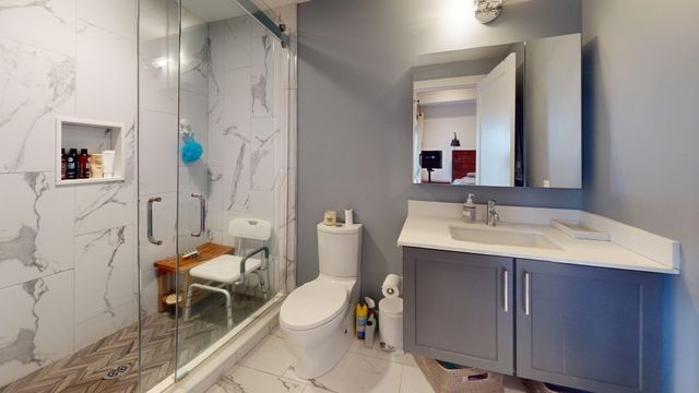 65 Meridian St 5, Boston, MA 02128