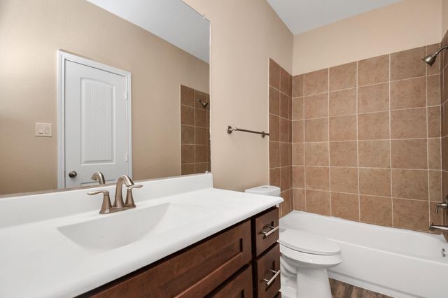 2203 Bermuda Palms Drive, Missouri City, TX 77459