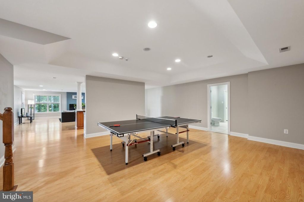 1284 COBBLE POND WAY, Vienna, VA 22182