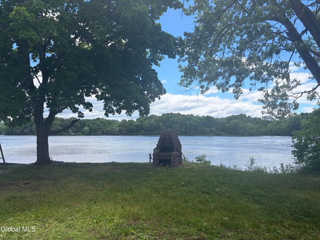 3 Bunce Lane, Stillwater, NY 12170