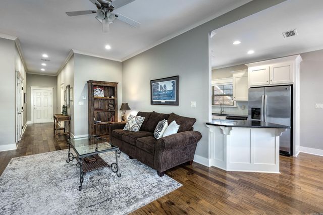 28 Valletta Circle, Little Rock, AR 72223