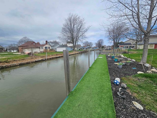38823 Lakeshore Drive, Harrison Twp, MI 48045