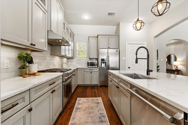 12969 Shady Woods Court, Montgomery, TX 77316