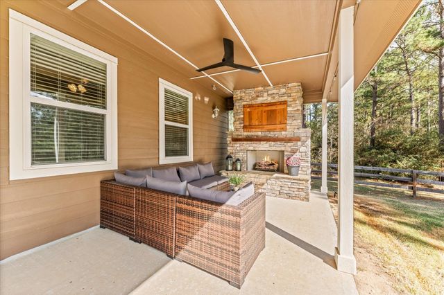 12969 Shady Woods Court, Montgomery, TX 77316