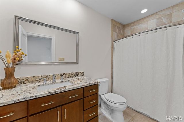516 Warder Avenue, University City, MO 63130