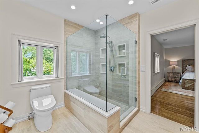 516 Warder Avenue, University City, MO 63130