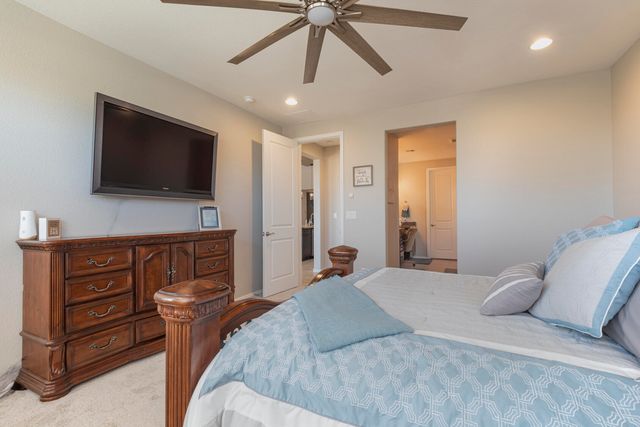 8328 Salinger Way NW, Albuquerque, NM 87120