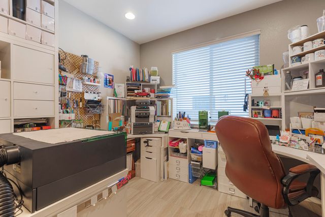 8328 Salinger Way NW, Albuquerque, NM 87120