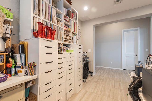 8328 Salinger Way NW, Albuquerque, NM 87120