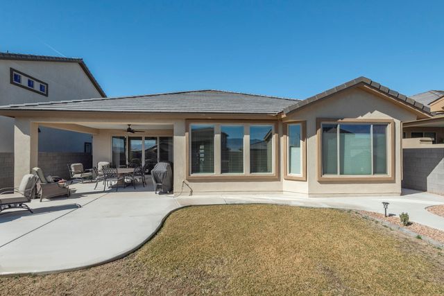 8328 Salinger Way NW, Albuquerque, NM 87120