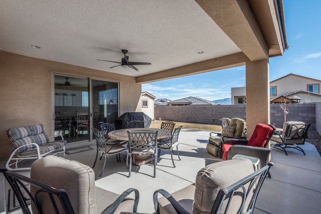 8328 Salinger Way NW, Albuquerque, NM 87120