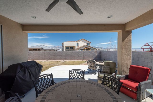 8328 Salinger Way NW, Albuquerque, NM 87120