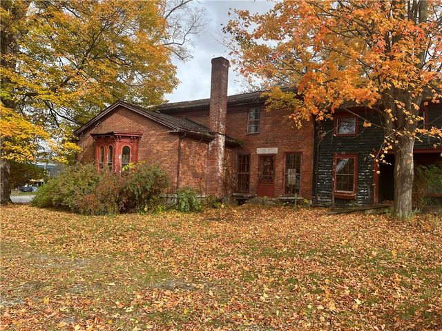 11139 South Lake Road, Pavilion, NY 14525