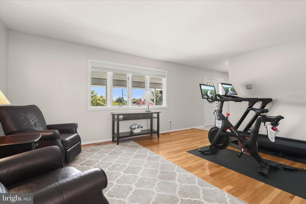Image 12 of property listing at 2798 KATHY DR, Finksburg, MD 21048