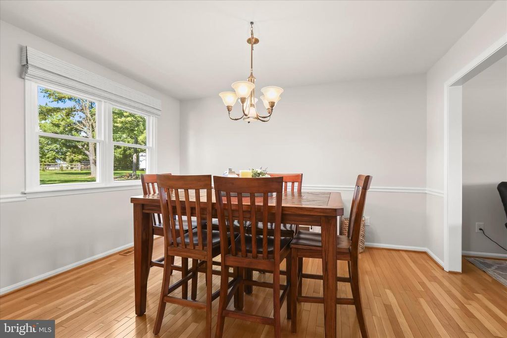 Image 15 of property listing at 2798 KATHY DR, Finksburg, MD 21048