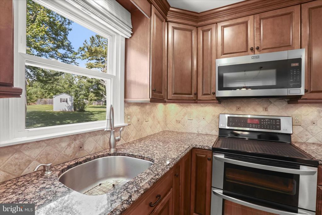 Image 20 of property listing at 2798 KATHY DR, Finksburg, MD 21048