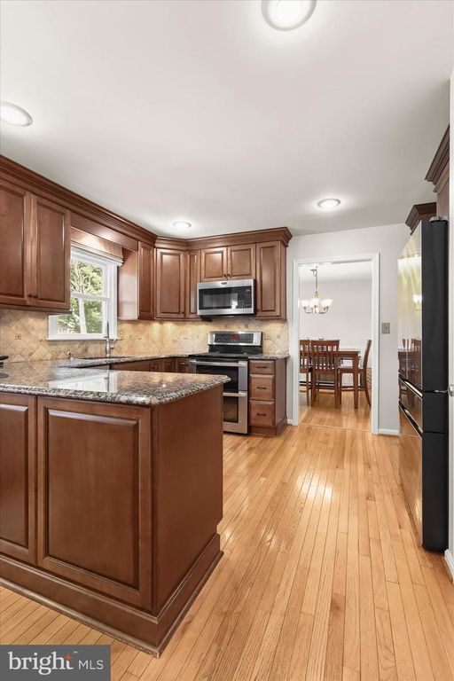 Image 22 of property listing at 2798 KATHY DR, Finksburg, MD 21048