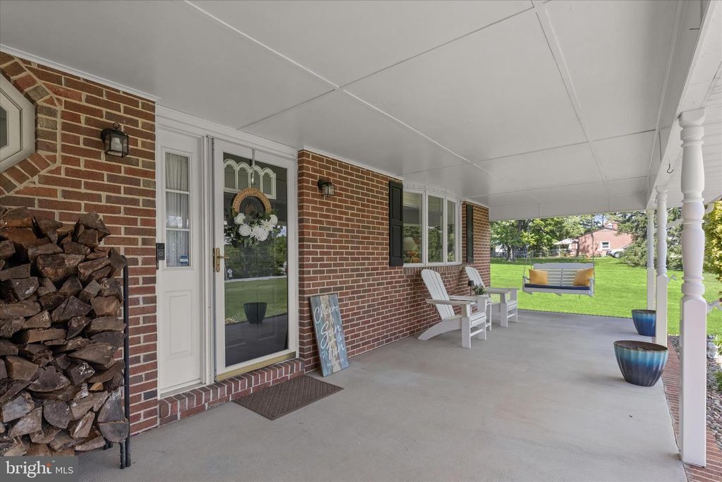 Image 47 of property listing at 2798 KATHY DR, Finksburg, MD 21048