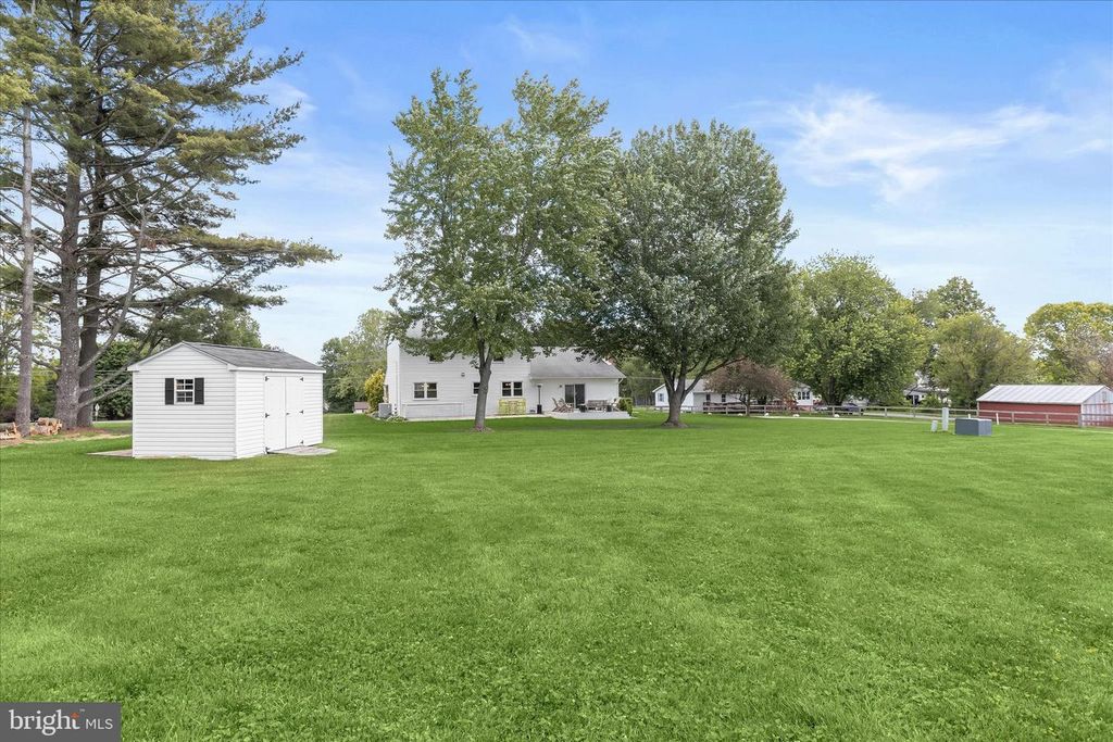 Image 53 of property listing at 2798 KATHY DR, Finksburg, MD 21048